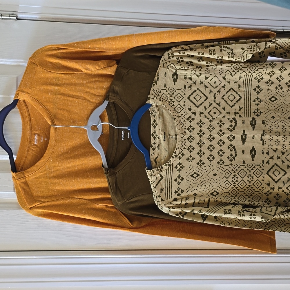 SONOMA BRAND WOMEN'S ADAPTIVE DESIGN LONG SLEEVE TEES BUNDLE OF THREE SIZE SMALL